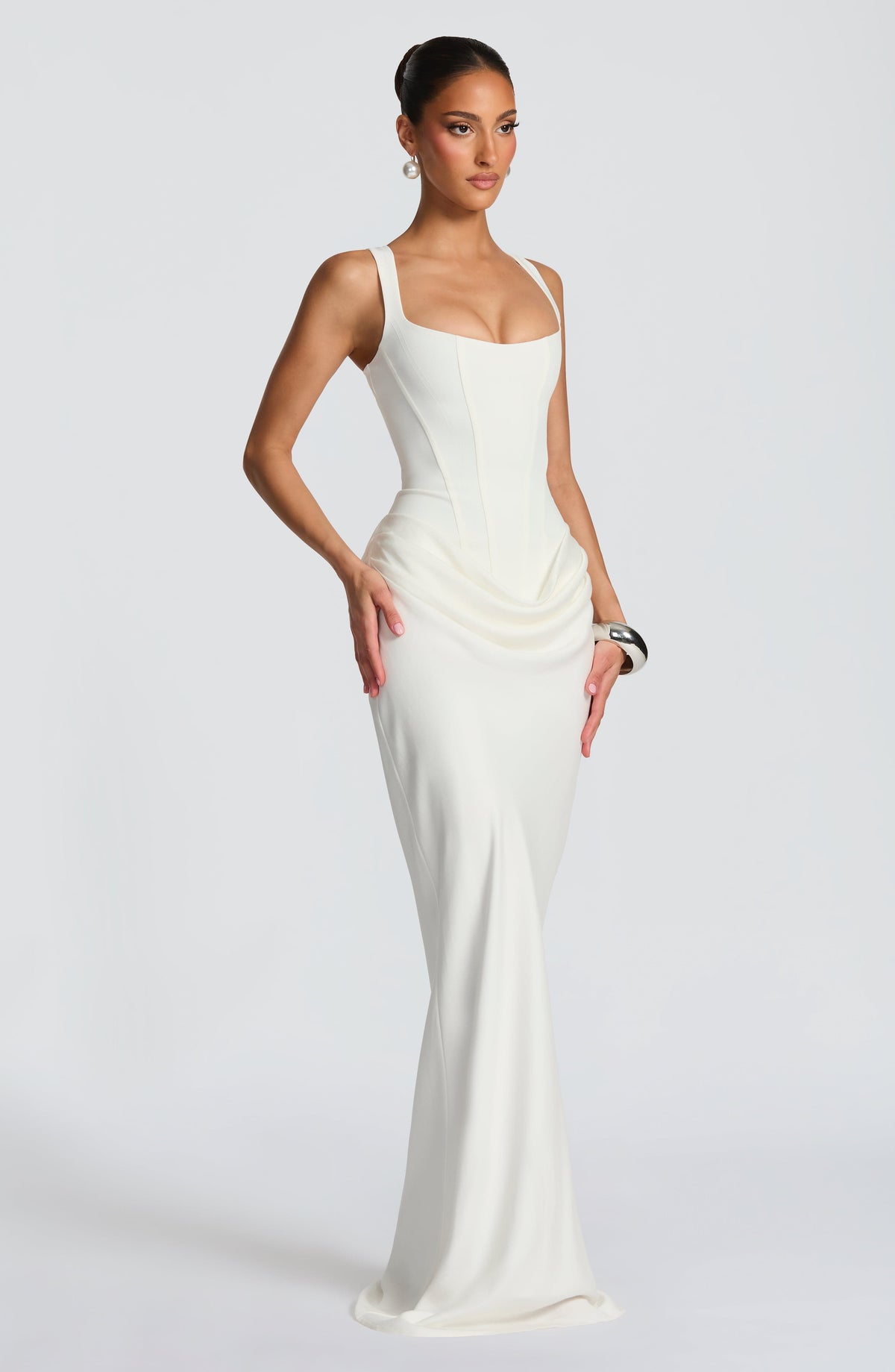 Leonor | Vestido maxi con escote cuadrado